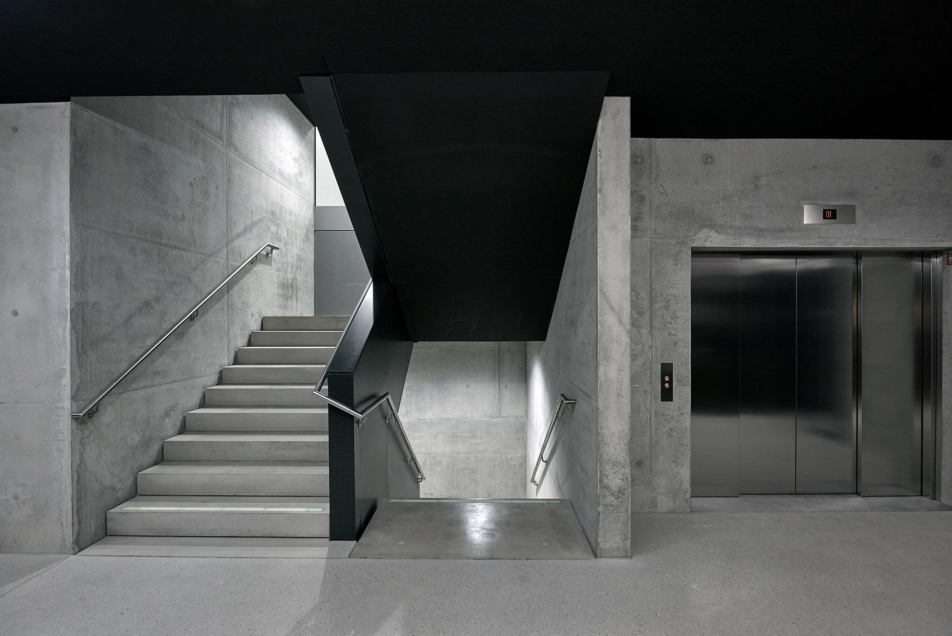 Pxt FAL Stiegenhaus Foto Toni Rappersberger 20200608 1