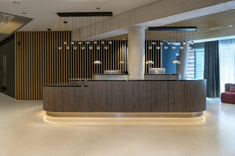 Reception 43207515 web