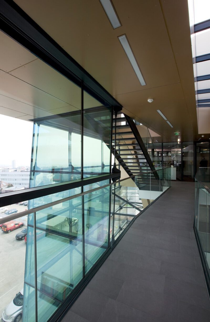 Raiffeisen Finanz Center 23