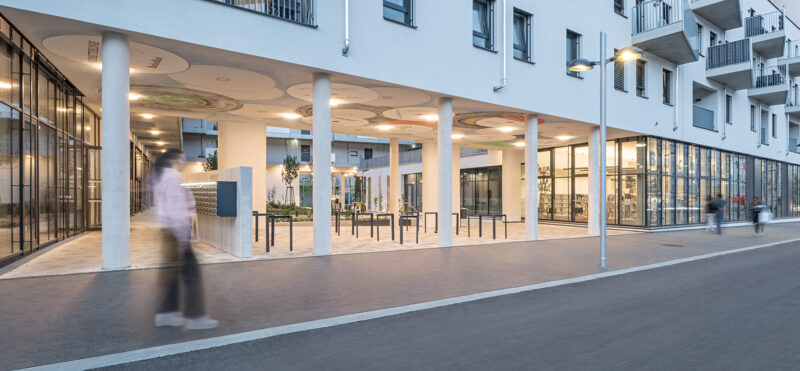 DSC2397 2425 2403 exp web